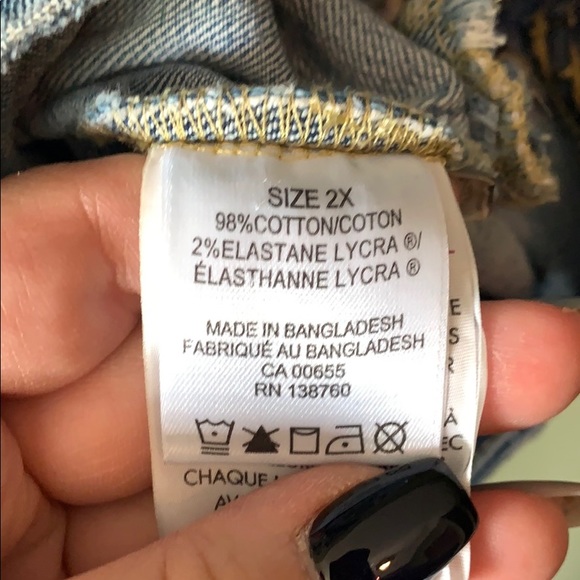 Full Jean jacket - no rips - Picture 3 of 3